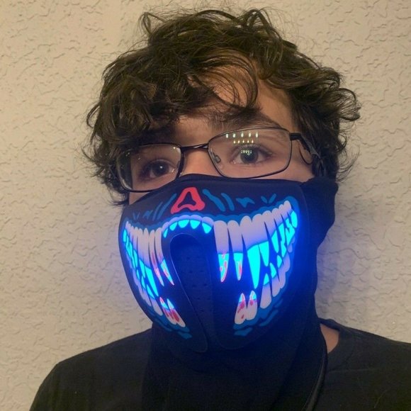 LED Light Up Half Mask for Party, Rave, Halloween. - Picture 6 of 7